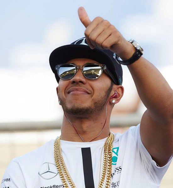 Renueva Hamilton con Mercedes hasta 2018