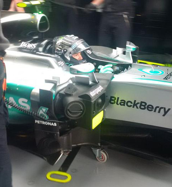 Mercedes en primera fila pese a trompo y despiste en Austria