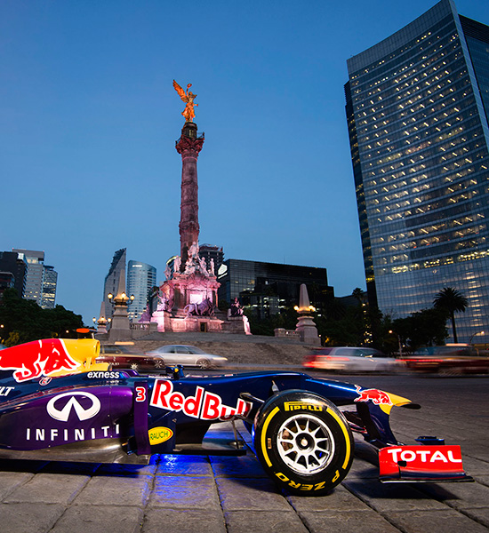 Una presentación especial en el Ángel de la Independencia