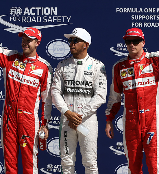 Los Ferrari escoltan la pole de Hamilton en Monza