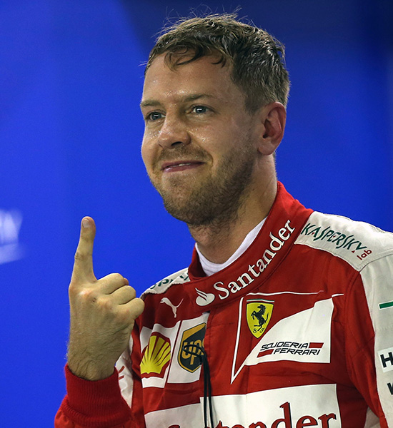 Vettel corta la supremacia de Mercedes y consigue la pole en Singapur