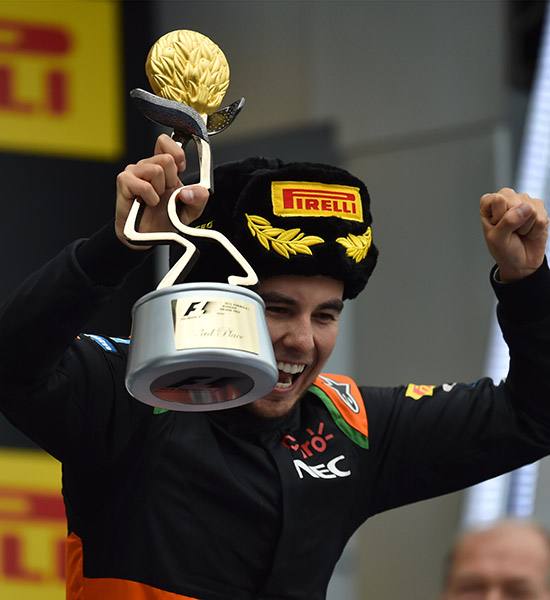 ‘Checo’ consigue podio en Rusia