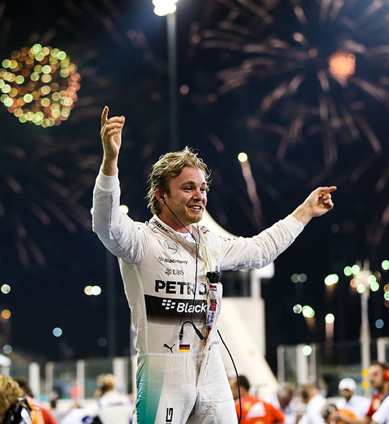 Rosberg cierra con broche de oro en Abu Dhabi un perfecto año para Mercedes