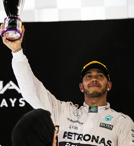 Rosberg cierra con broche de oro en Abu Dhabi un perfecto año para Mercedes