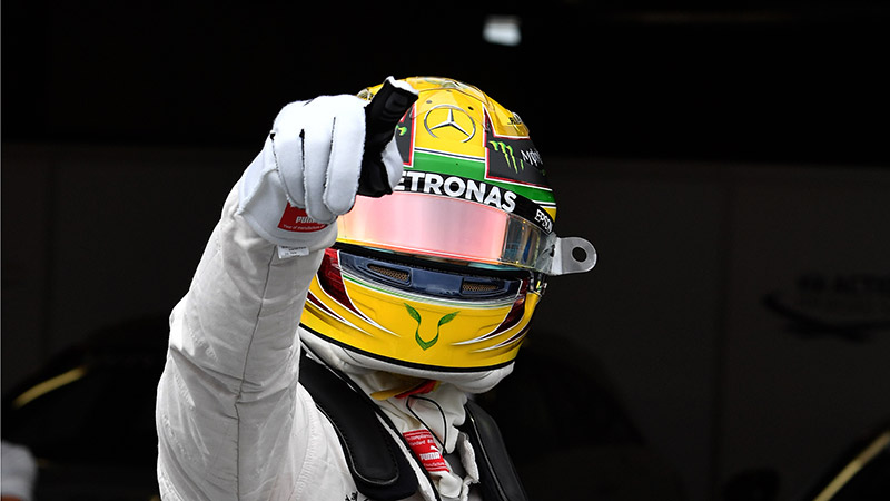 Emocionante pole de Hamilton en Brasil