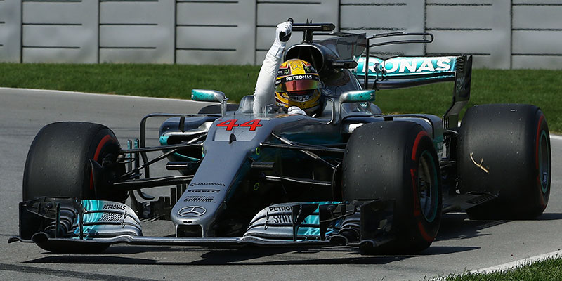 Hamilton domina en Canadá