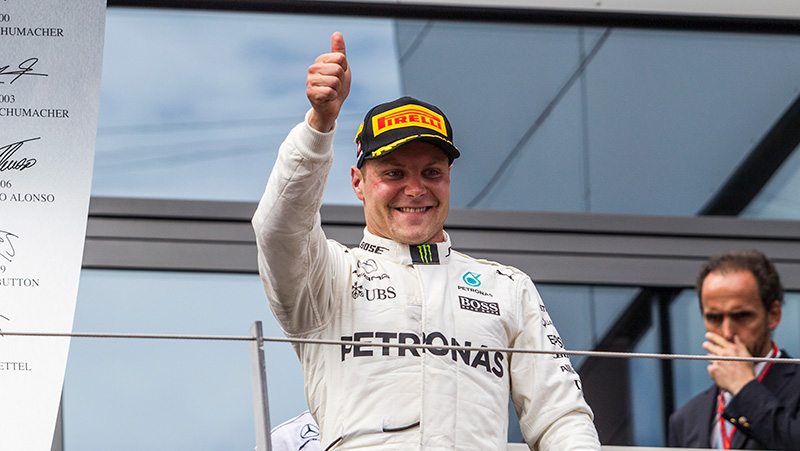 Vence Bottas en Austria