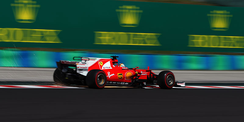 Vettel y Raikkonen al frente del arranque de mañana en el Hungaroring