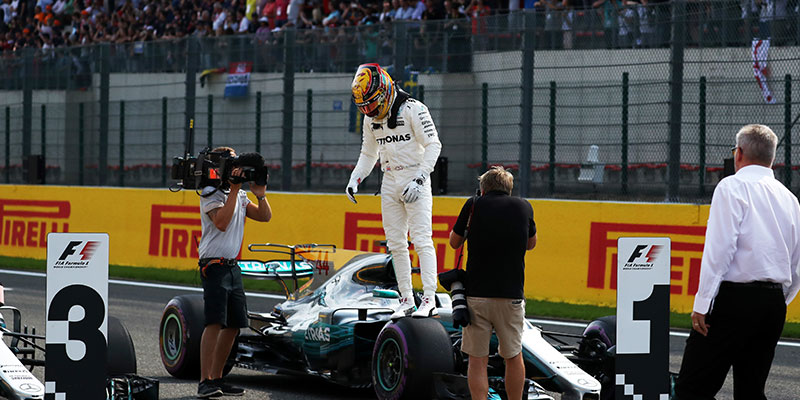 Hamilton iguala el récord de Schumacher al conseguir su pole 68
