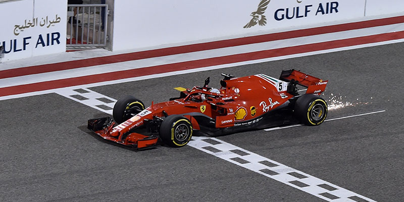 VETTEL VENCE EN  BAREIN