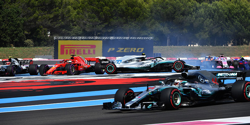 EN FRANCIA: HAMILTON HASTA ARRIBA