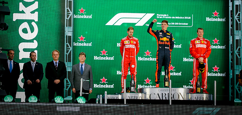 Max Verstappen, se lleva la victoria del  FORMULA 1 GRAN PREMIO DE MÉXICO 2018  y Hamilton se corona campeón por segundo año consecutivo en México.