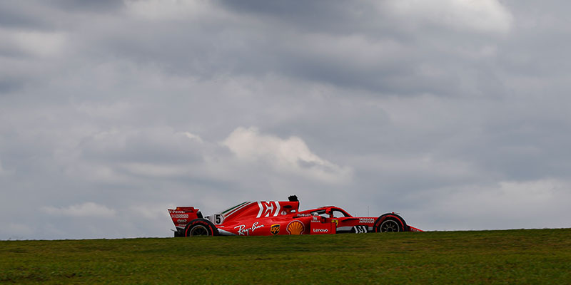 Lewis: 100 Pole Positions para Mercedes