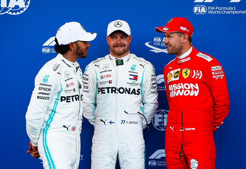 Bottas consigue la pole en una accidentada sesión en Baku