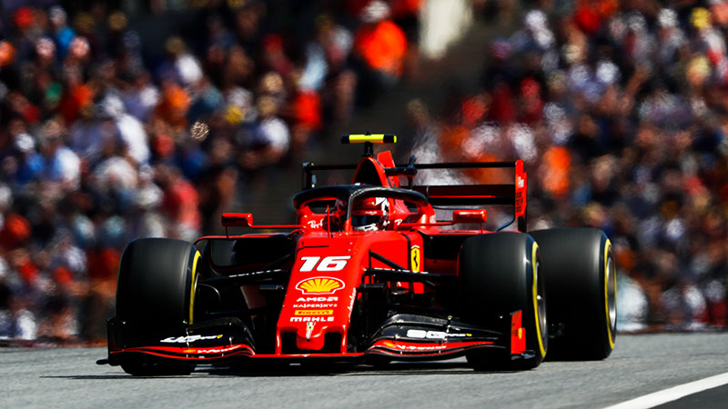 Leclerc vence a Hamilton y se queda la pole en Austria