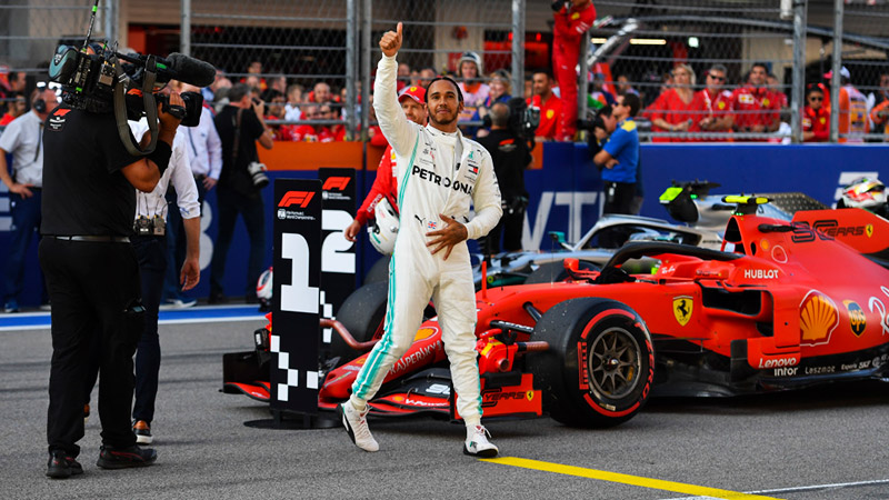 Leclerc consigue su cuarta pole position consecutiva