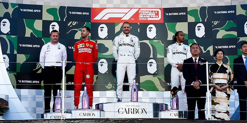 Bottas derrota a los Ferrari y  gana en Japón