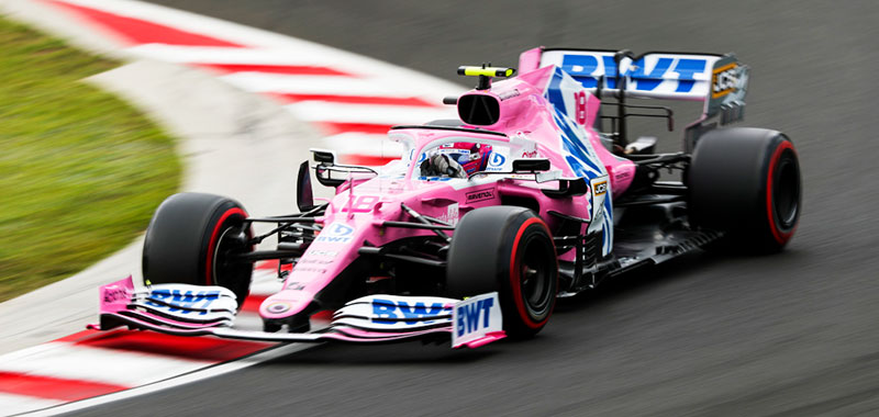 Hamilton logró su pole position número 90. Racing Point acapara la segunda fila.