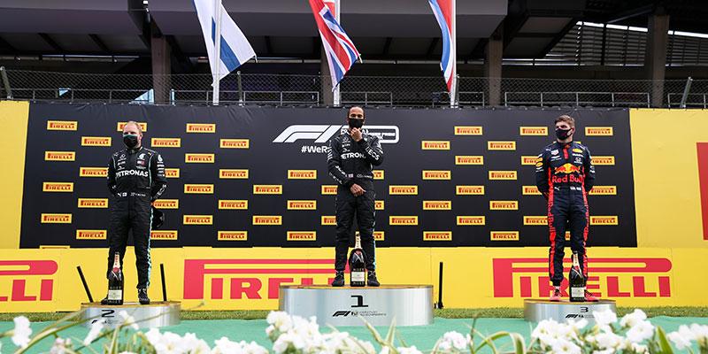 Hamilton ganó el GP de Estiria de forma dominante.