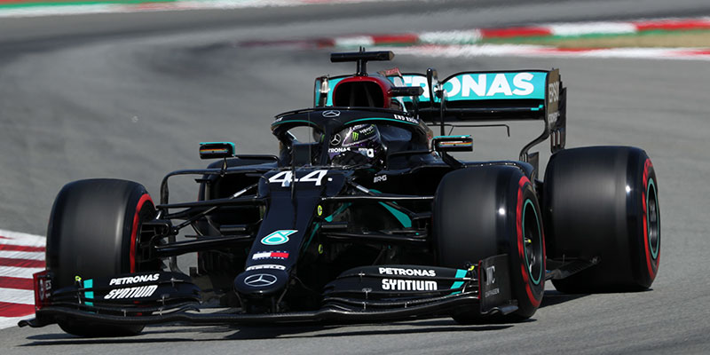 Hamilton gana a Bottas por 59 milésimas el duelo por la pole en el GP de España