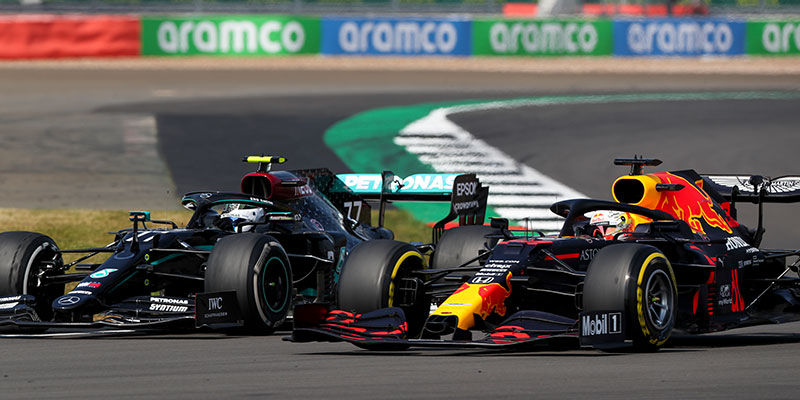 Verstappen vence a Mercedes y gana el GP del 70 aniversario