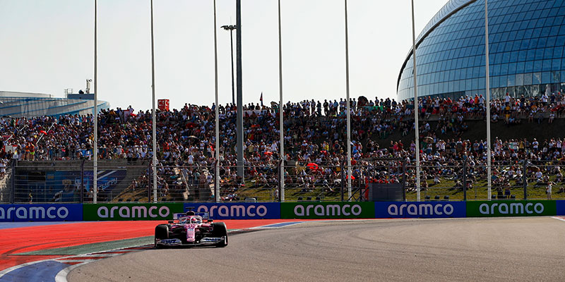 Bottas gana en Rusia tras sanción a Hamilton.