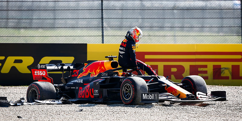 Hamilton logra su victoria 90 en un accidentado GP de la Toscana
