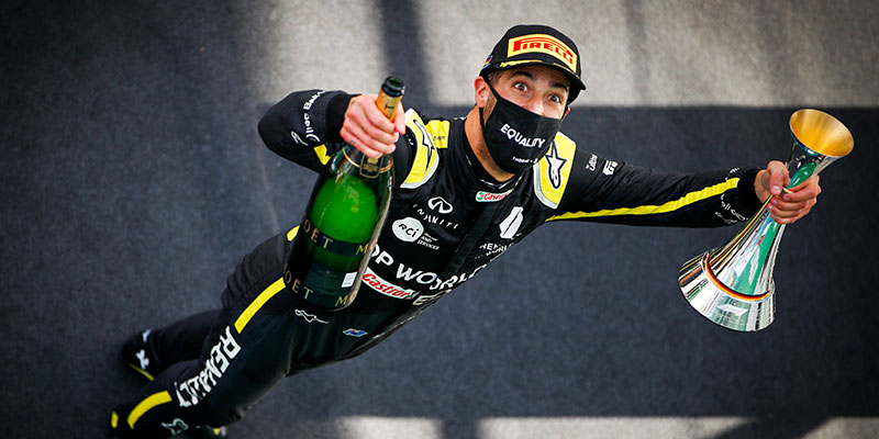 Hamilton gana en Eifel y empata récord de victorias histórico de Schumacher
