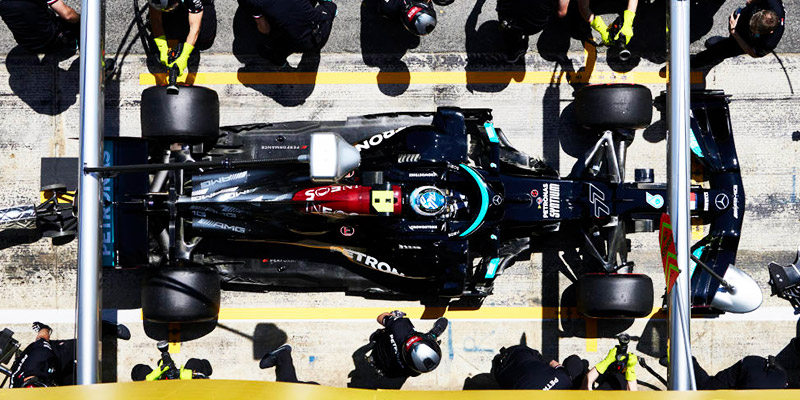 Hamilton llegó a la inédita marca de 100 pole positions en Formula 1