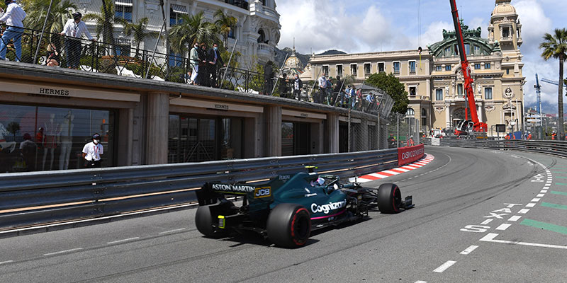 Verstappen gana en Mónaco y toma el liderato del campeonato