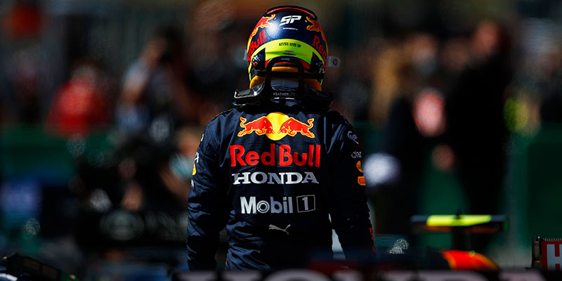 La pole position le da una gran sonrisa a Bottas en el GP de Portugal