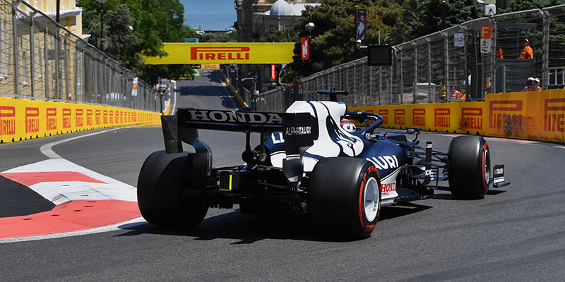 Leclerc gana su segunda pole position del campeonato 2021.