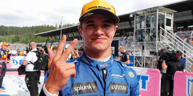Verstappen gana el GP de Austria, ‘Checo’ recibe doble sanción