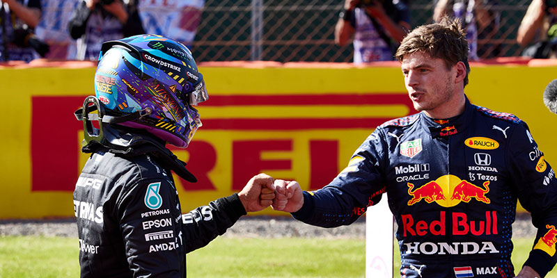 Verstappen gana la primera carrera sprint en la historia de la F1