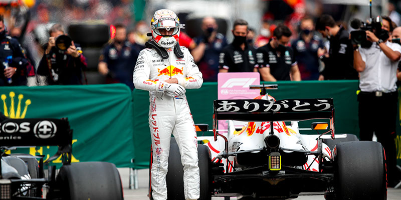 Hamilton marca el mejor tiempo en Turquía pero arrancará desde la posición 11; Bottas y Verstappen en primera fila