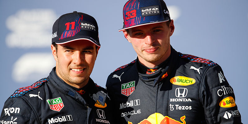 Verstappen logra la pole en Austin; ‘Checo’ tercero.