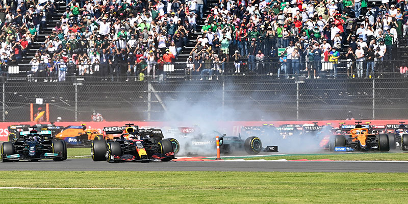 VERSTAPPEN MAXIMIZA SUS POSIBILIDADES DE CONQUISTAR EL TÍTULO