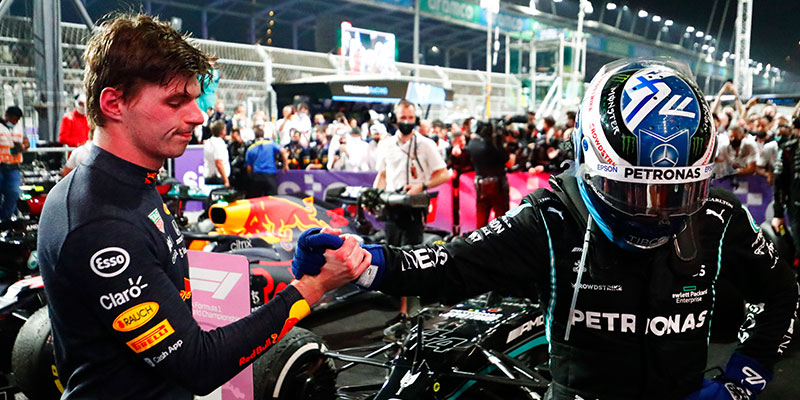 Hamilton gana en Yeda e iguala a Verstappen en el campeonato