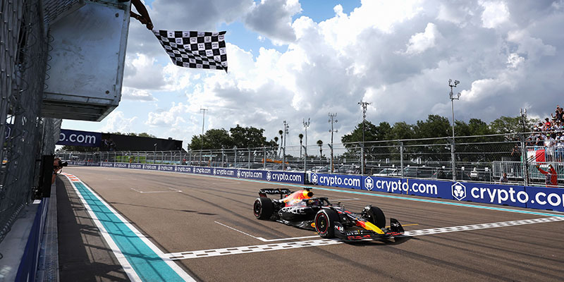 Verstappen se impone en el primer GP de Miami