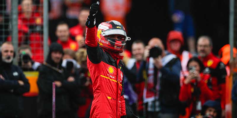 Sainz logra la primera pole de su carrera en Silverstone