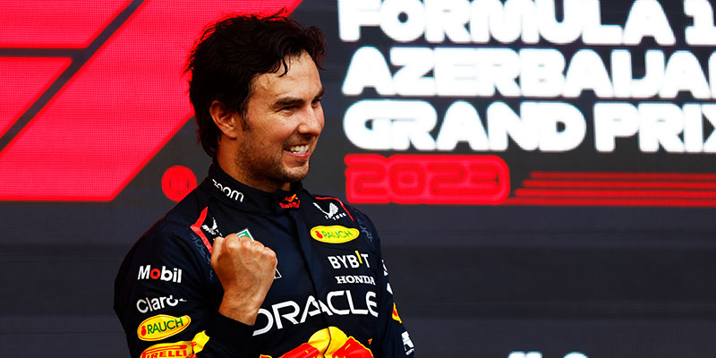 Gran victoria de ‘Checo’  Pérez en Bakú