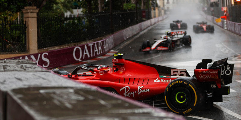 Verstappen gana en Mónaco escoltado por Alonso y Ocon.