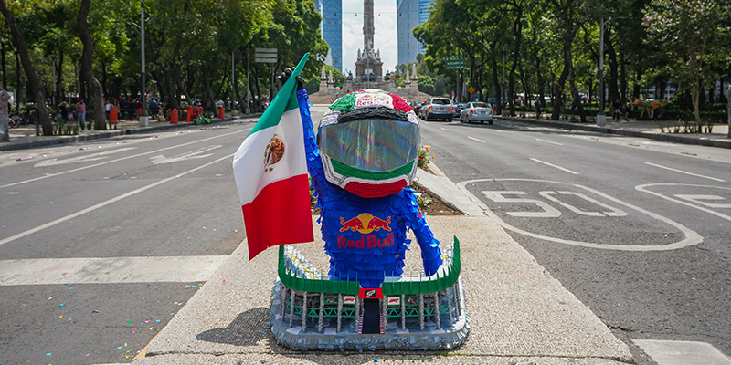 ¡Vamos a romperla! Únete al desafío de ‘piñatas racing’ del México GP