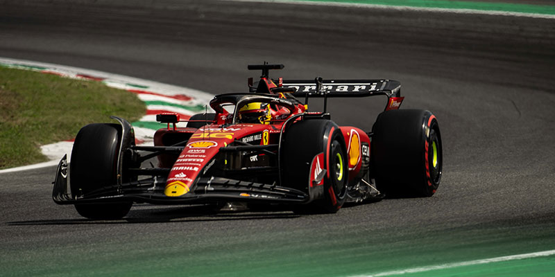Sainz le gana la pole a Verstappen por 0s013 en Monza