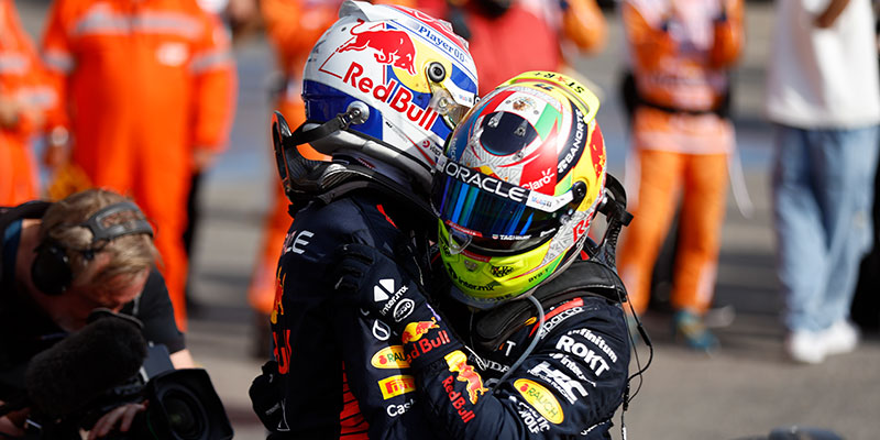 Verstappen gana en Monza y Checo Pérez recupera para un 1-2 de Red Bull