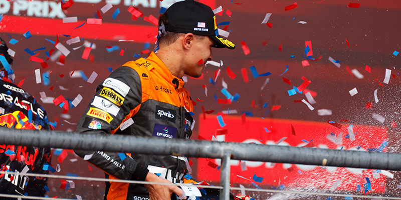 Verstappen gana su 50ª victoria en Austin.