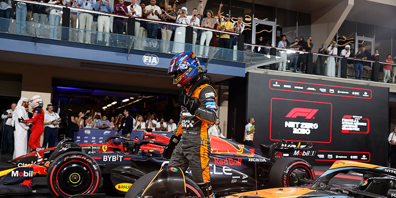 Verstappen gana la pole en Abu Dhabi