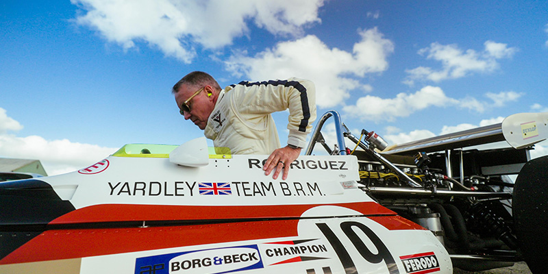 Homenaje en Mónaco: Adrián Fernández correrá en el BRM de Pedro Rodríguez